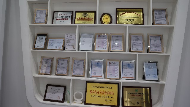 公司一角---榮譽(yù)墻